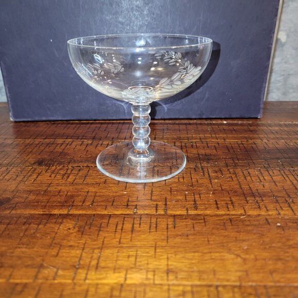 Vintage Champagne Coupe Glass with Wheat Pattern Etchings, One Glass 4" Tall - Picture 2 of 5